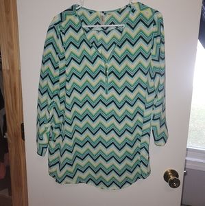 3/4 Sleeve Chevron Blouse!